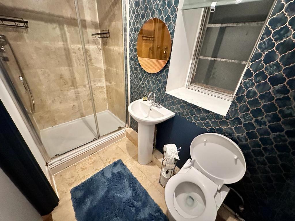 Paddington Station - 2-Bedrooms, 2-Baths And Living Room - Posh Apartment In Central Londen Buitenkant foto