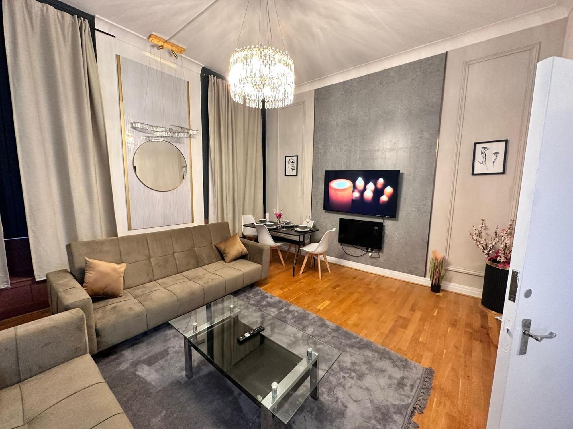 Paddington Station - 2-Bedrooms, 2-Baths And Living Room - Posh Apartment In Central Londen Buitenkant foto